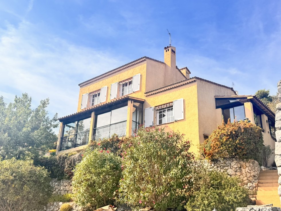 Villa in Gattières, Provence-Alpes-Côte d'Azur, France 1 - 19018269