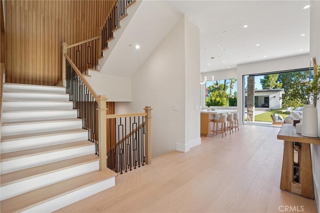House in Los Angeles, California, United States 3 - 19018147