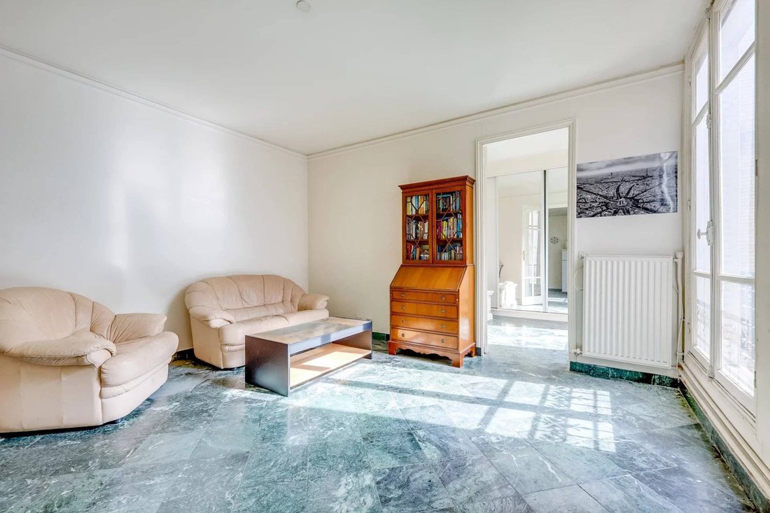 Apartment in Elysées-Madeleine, Paris 8e Arrondissement, Paris 3 - 18717395