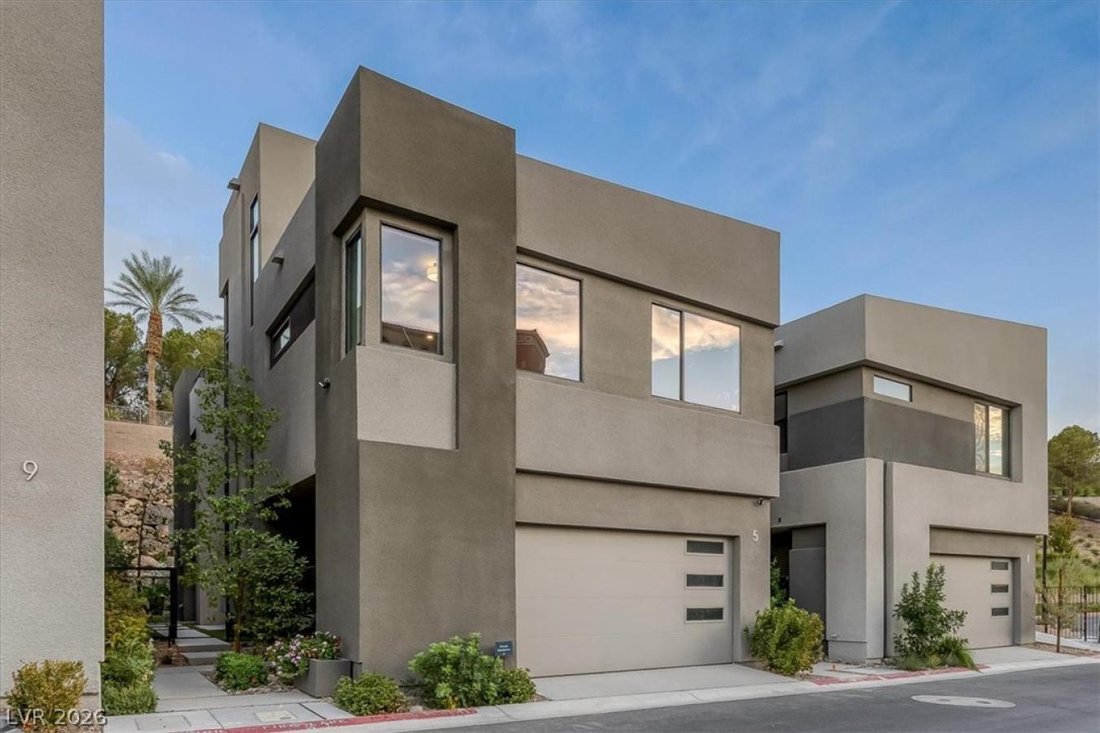 House in Henderson, Nevada, United States 1 - 19018164
