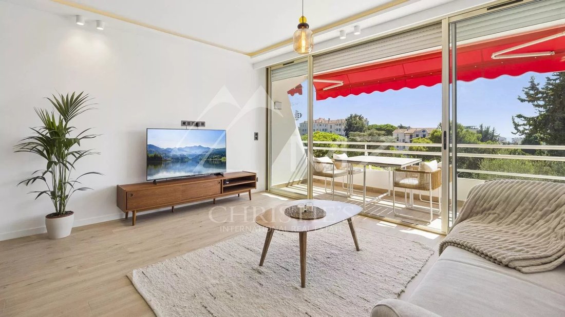 Apartment in La Californie, Cannes, France 4 - 19018262