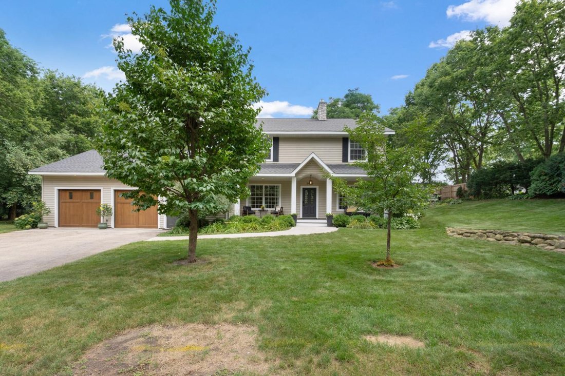 House in Wayzata, Minnesota, United States 1 - 19018135