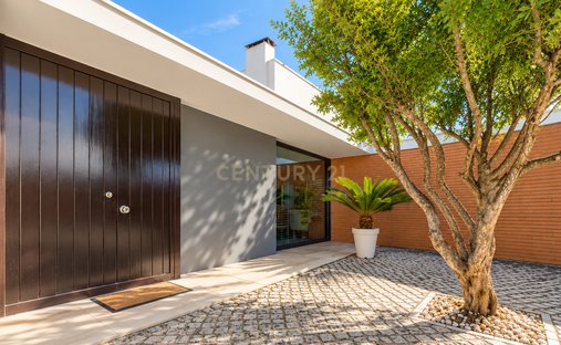 Villa in Sesimbra (Castelo), Setubal, Portugal 1