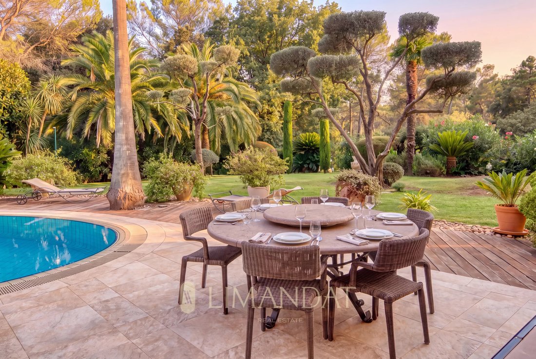 House in Mougins, Provence-Alpes-Côte d'Azur, France 5 - 19018528