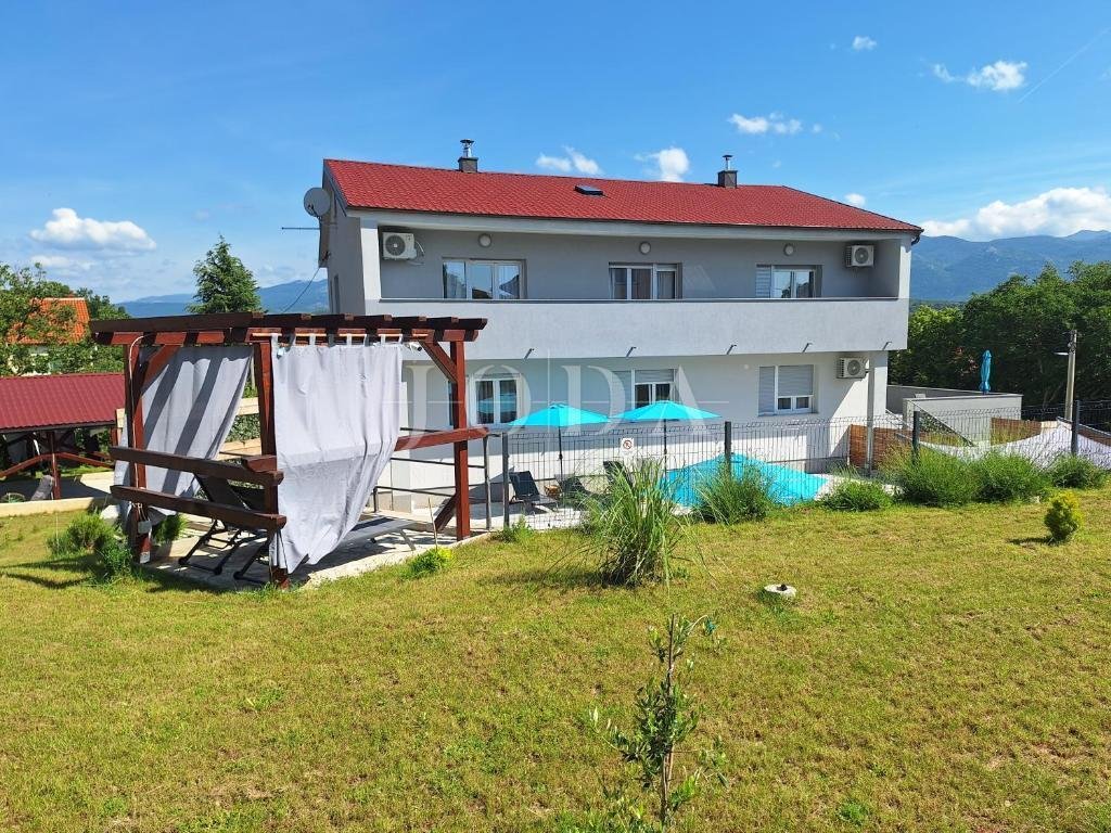 House in Opcina Cavle, Primorje-Gorski Kotar County, Croatia 1 - 19018234