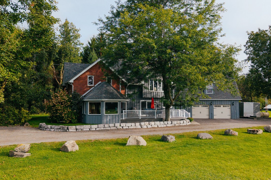 Farm Ranch in Amaranth, Ontario, Canada 1 - 19018330