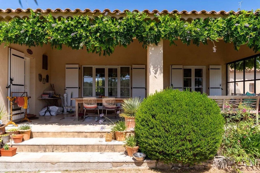 Villa à Aups, Provence-Alpes-Côte d'Azur, France 3 - 18668113