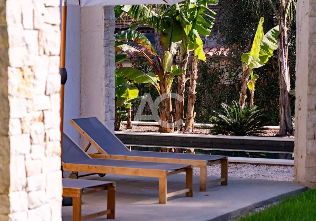 Villa in Les Bastides, Antibes, France 5 - 18699041
