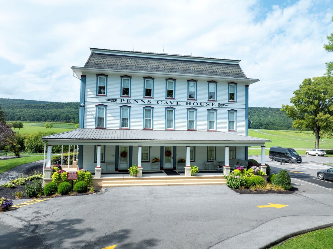Farm Ranch in Potters Mills, Pennsylvania, United States 3 - 19018774