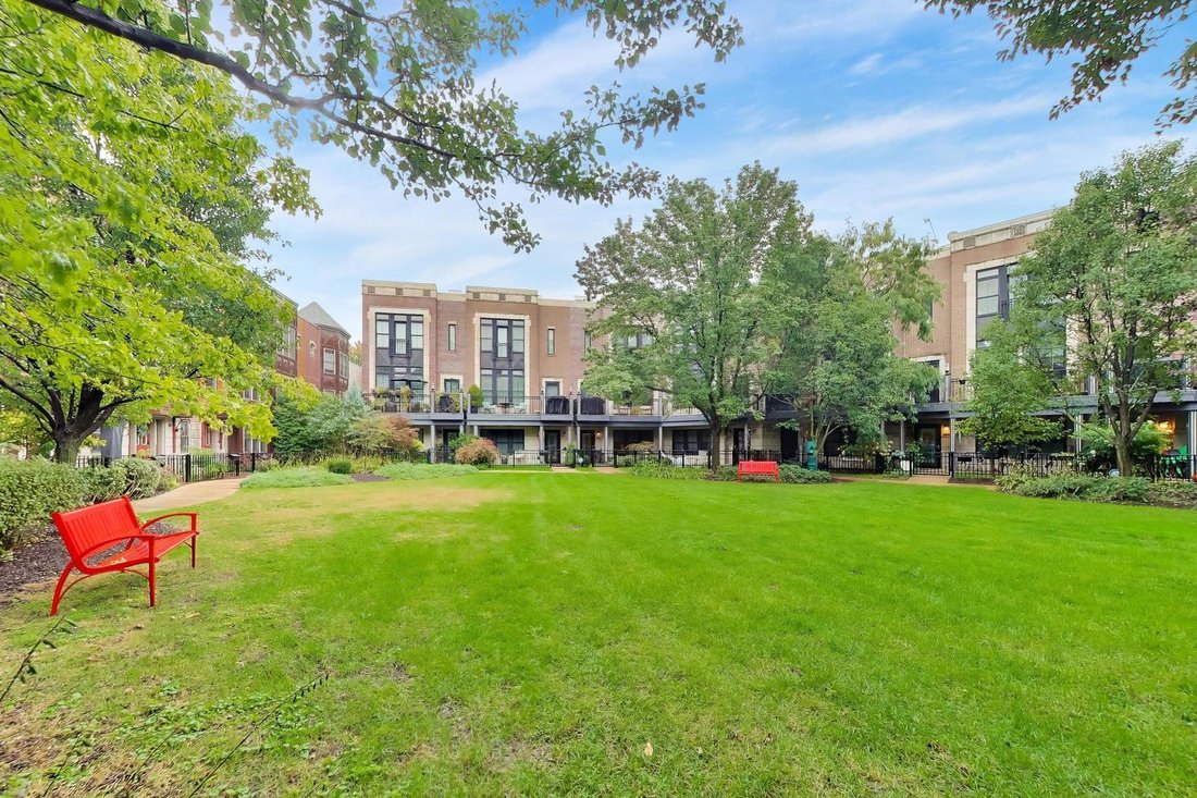 Villa in Chicago, Illinois, United States 5 - 19018645