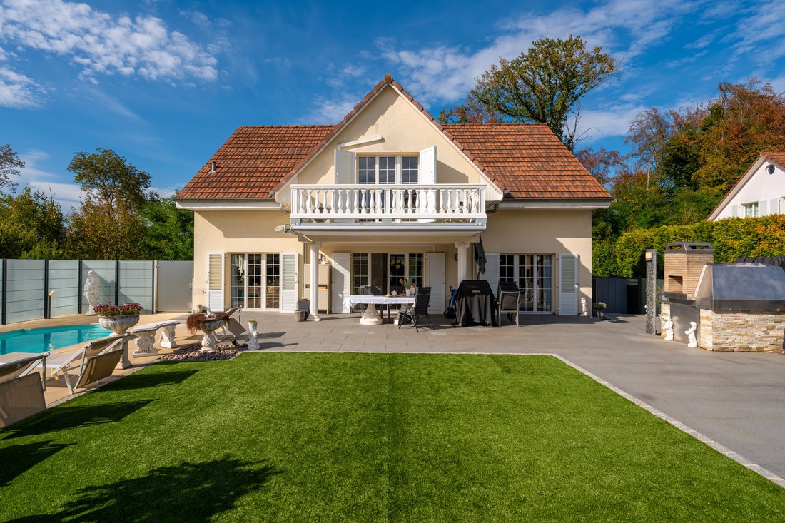 Villa in Pratteln, Basel-Landschaft, Switzerland 1 - 19019134