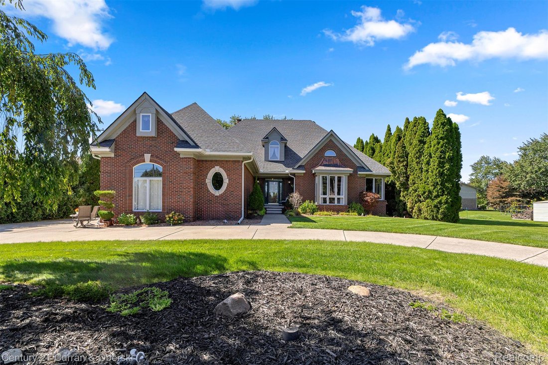 House in Livonia, Michigan, United States 1 - 19019223
