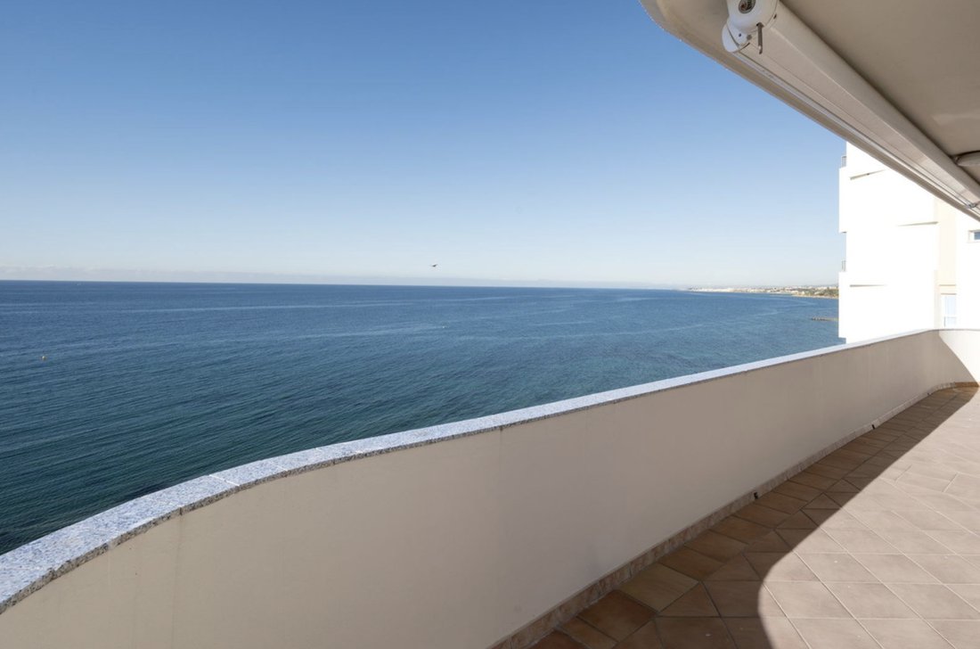 Penthouse in Marbella, Andalusia, Spain 4 - 19019090