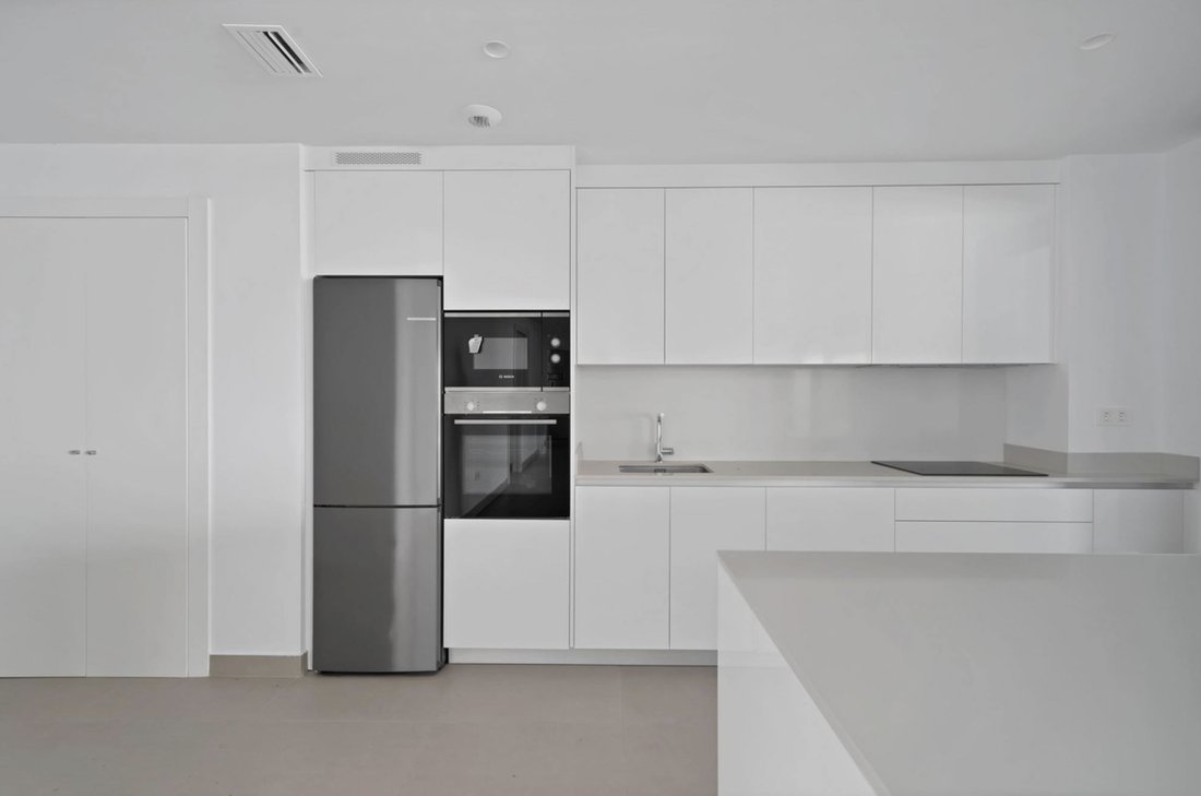 Apartment in Marbella, Andalusia, Spain 3 - 19019081