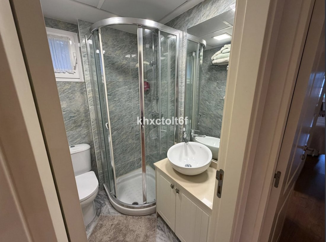 Apartment in Marbella, Andalusia, Spain 5 - 19019099