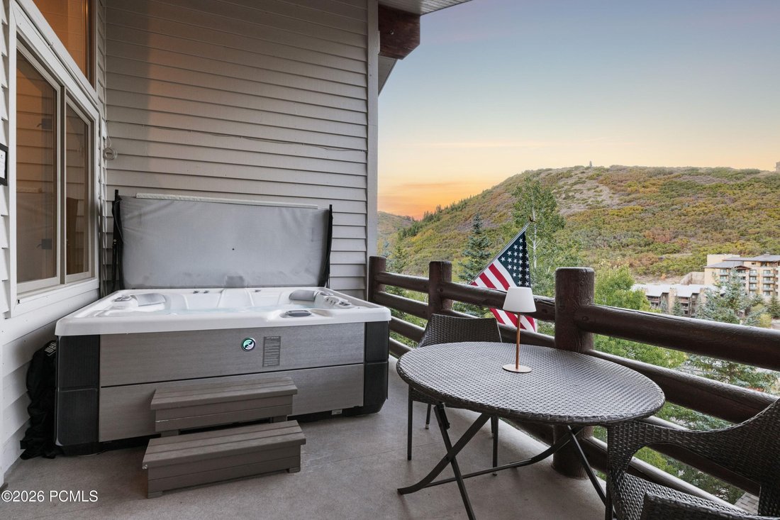 Condo in Park City, Utah, United States 5 - 19018903