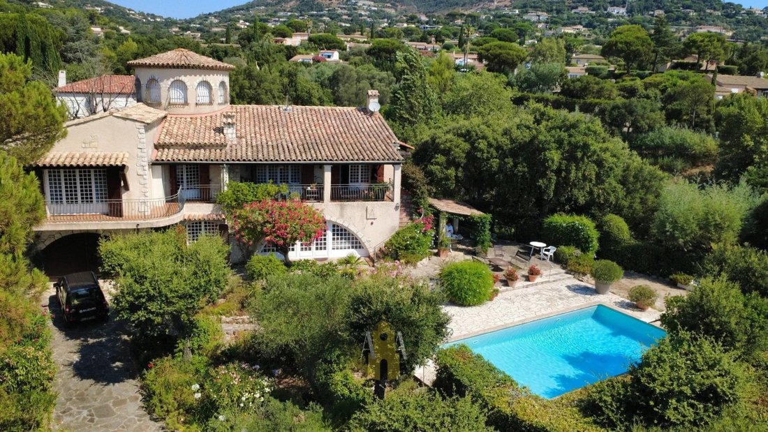 House in Grimaud, Provence-Alpes-Côte d'Azur, France 2 - 18653499