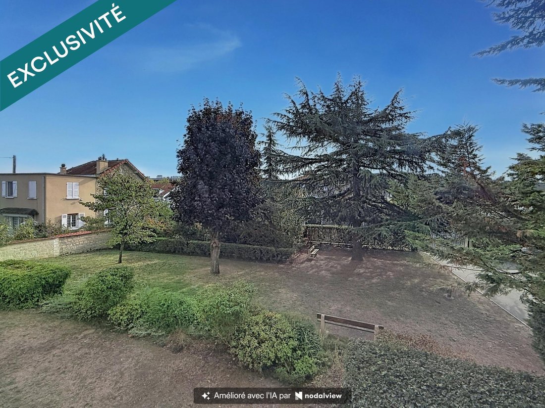Apartment in Chatou, Ile-de-France, France 1 - 19019361