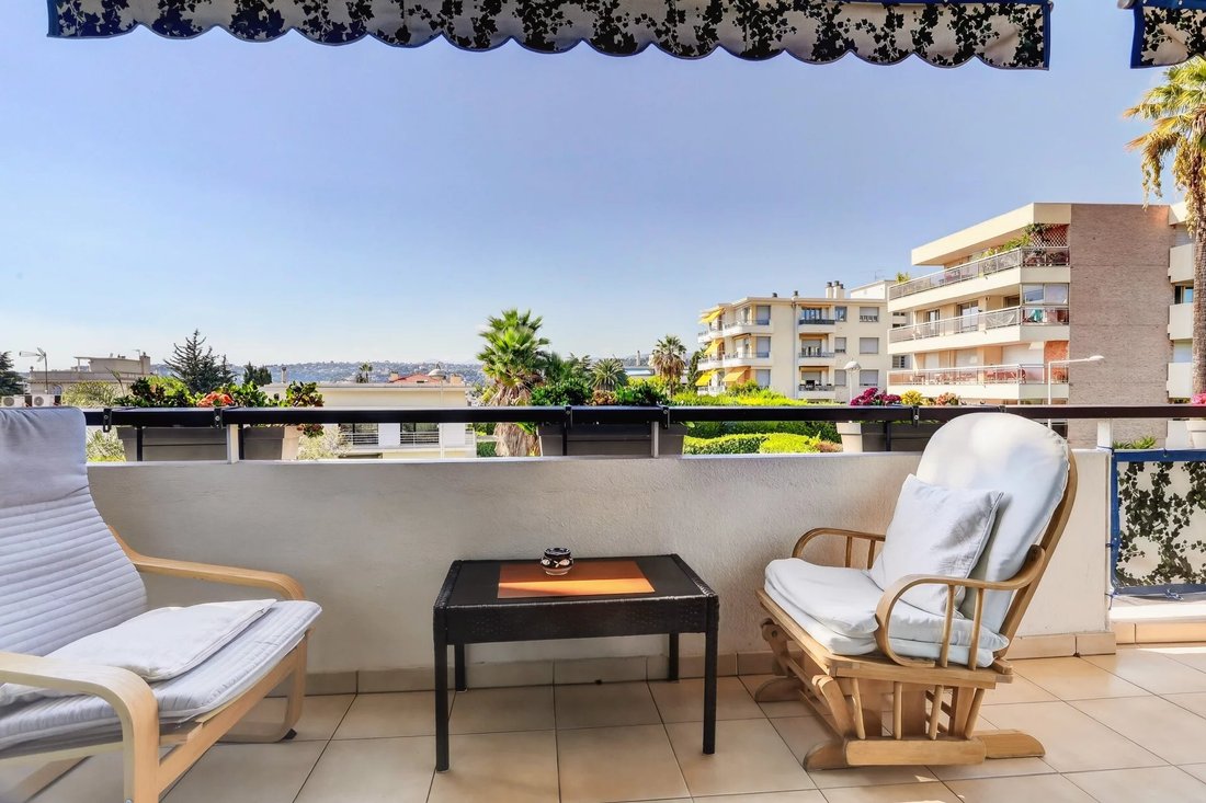 Apartment in Cimiez, Nice, France 1 - 19018581