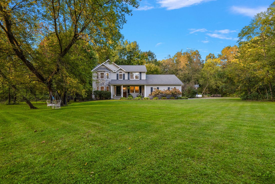 House in Brighton, Michigan, United States 5 - 19018720