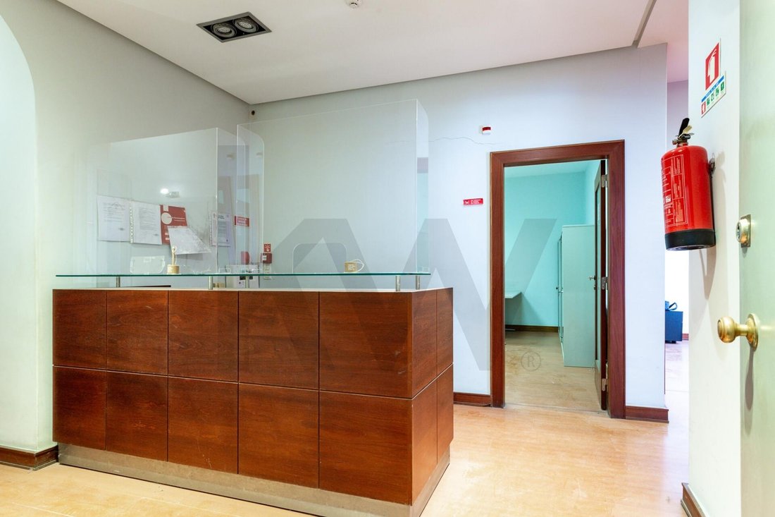 Apartment in Avenidas Novas, Lisbon, Portugal 2 - 19018867