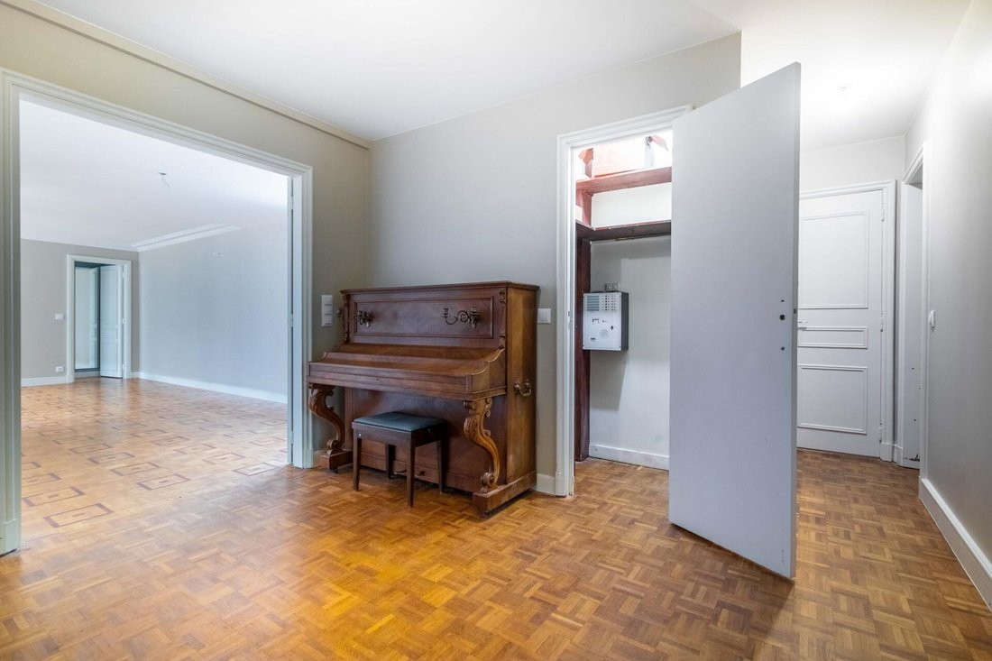 Apartment in Les Arcades, Viroflay, France 4 - 19019360