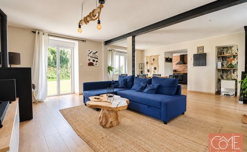 Casa a La Meziere, Bretagna, Francia 1