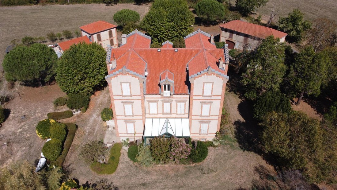 Casa a Cordes-sur-Ciel, Occitania, Francia 1 - 19019356