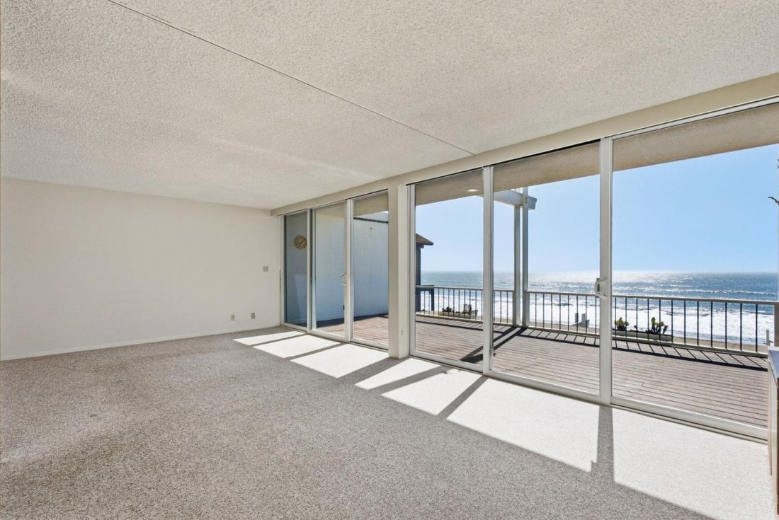 Condo in Watsonville, California, United States 5 - 19018650