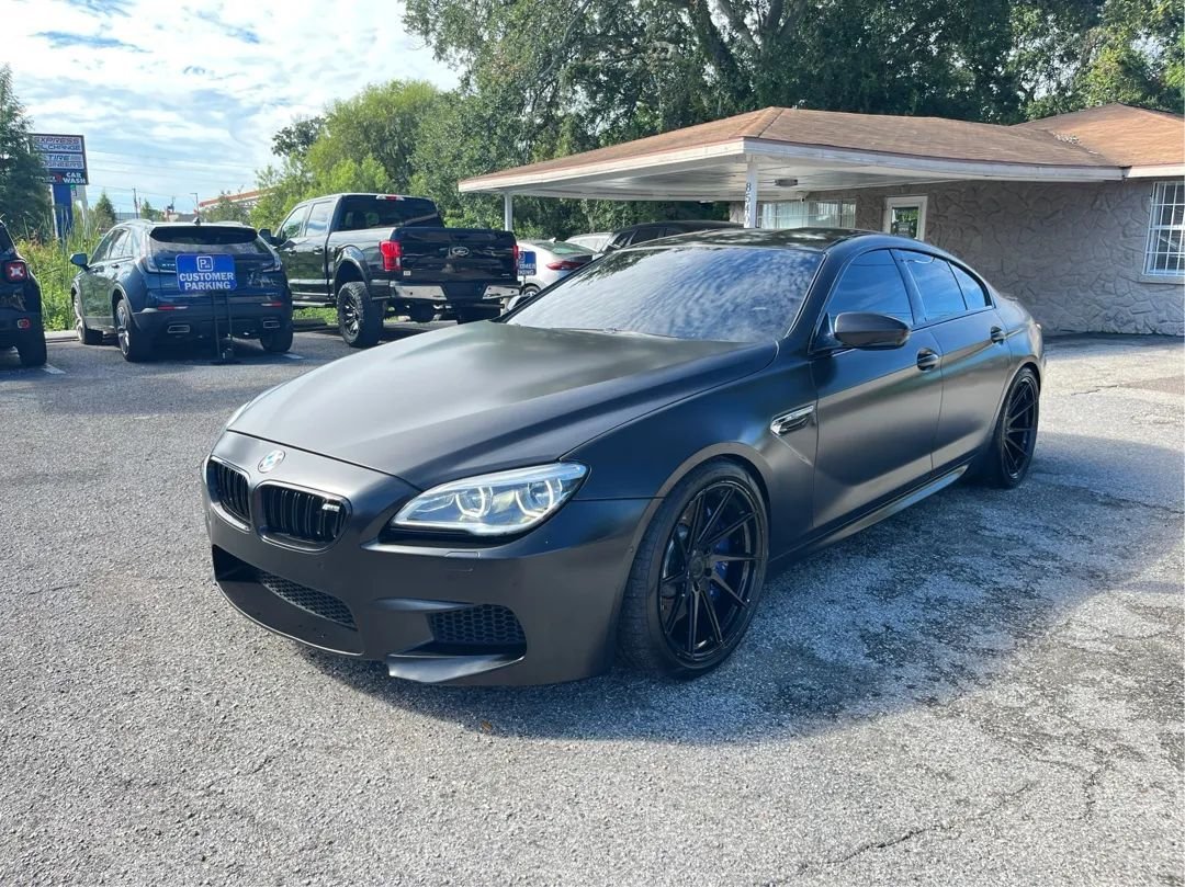 Coupe in Tampa, FL, United States 1 - 19019094