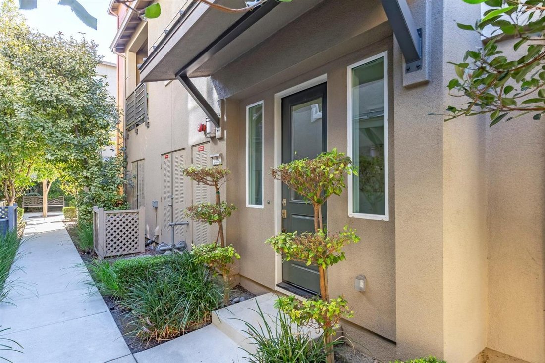 Condo in Sunnyvale, California, United States 3 - 19018630
