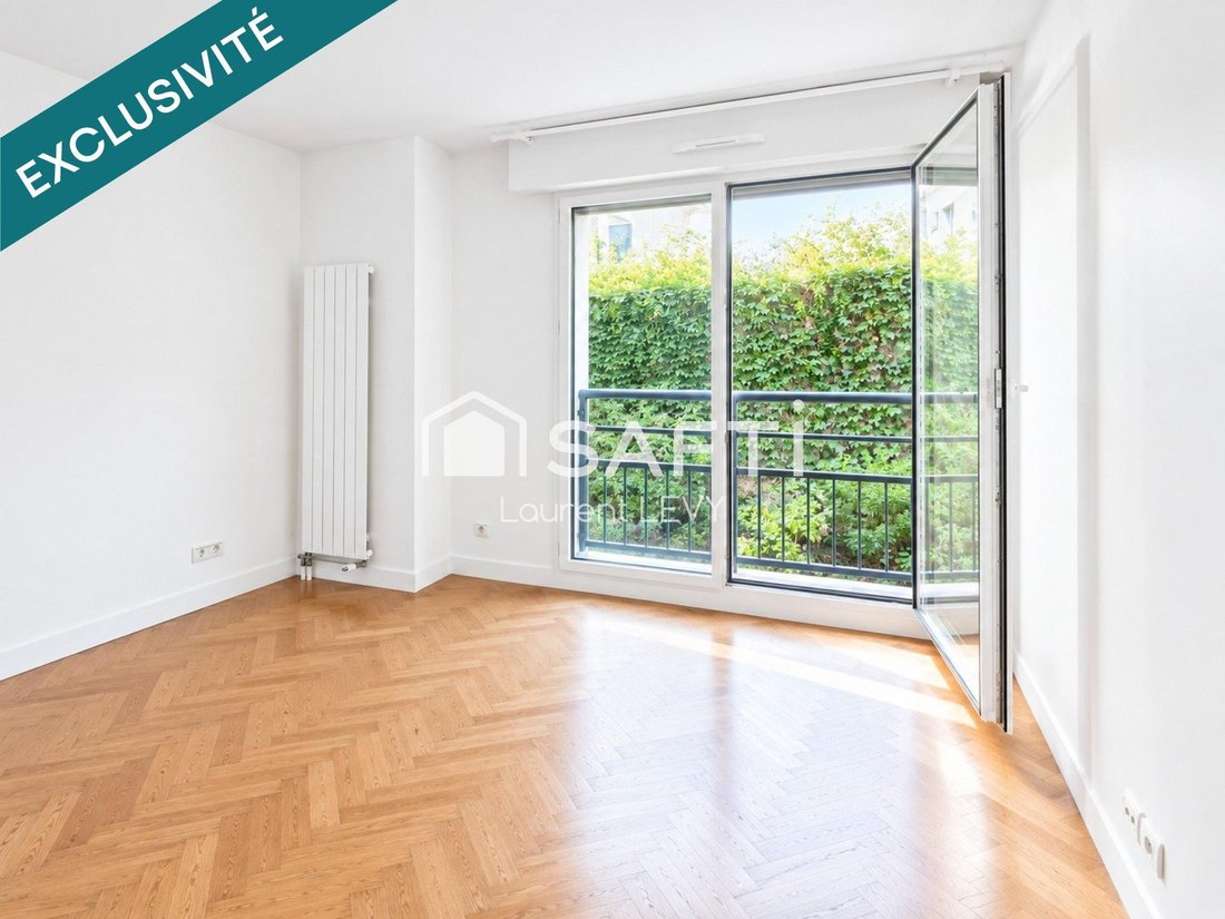 Apartment in Bois de Vincennes, Paris 12e Arrondissement, Paris 4 - 19019346