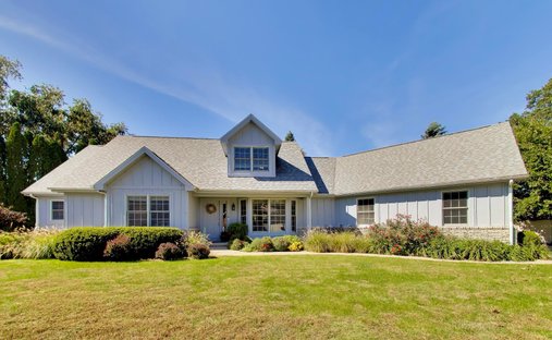 Condo in Beverly Shores, Indiana, United States 1