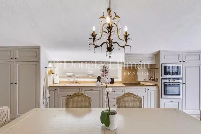 Casa en Mougins, Provenza-Alpes-Costa Azul, Francia 3 - 17558293