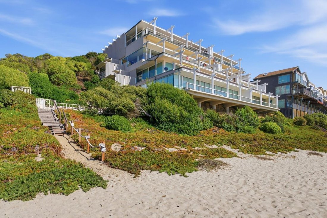 Condo in Watsonville, California, United States 1 - 19018650