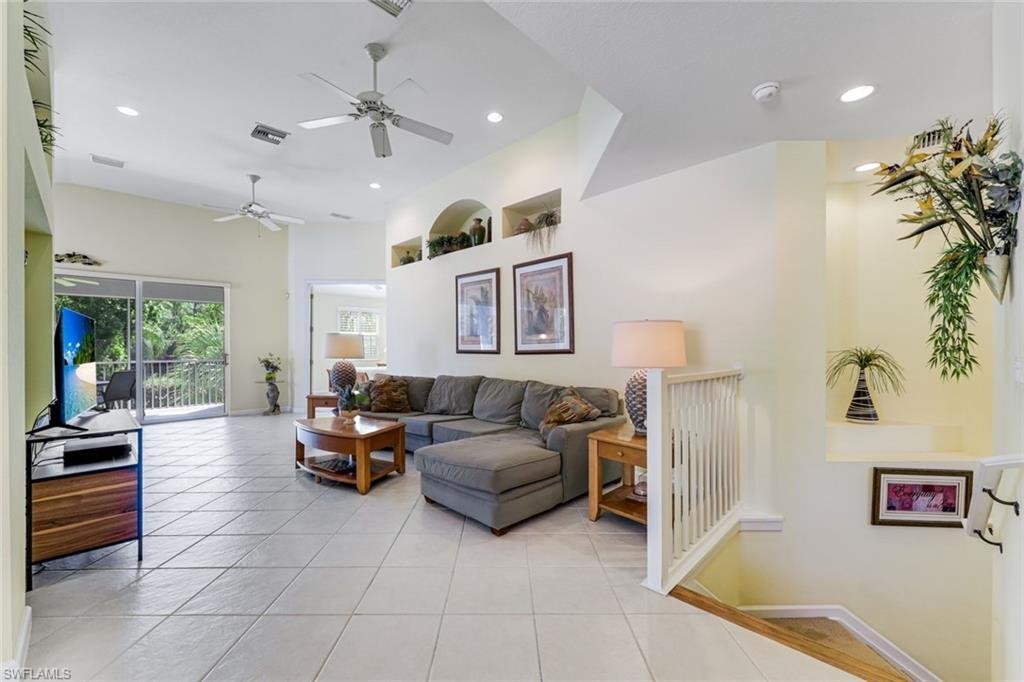 Condo in Naples, Florida, United States 3 - 19018745