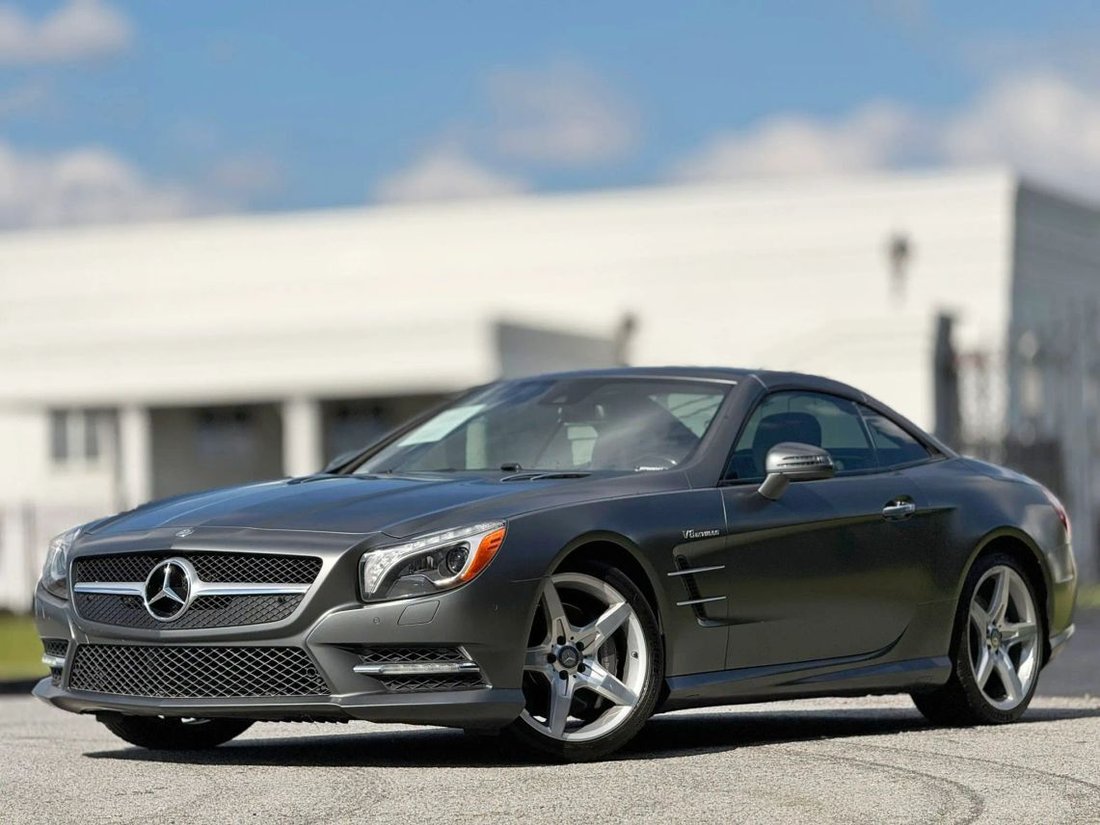 Cabriolet in Lawrenceville, GA, United States 2 - 18980812