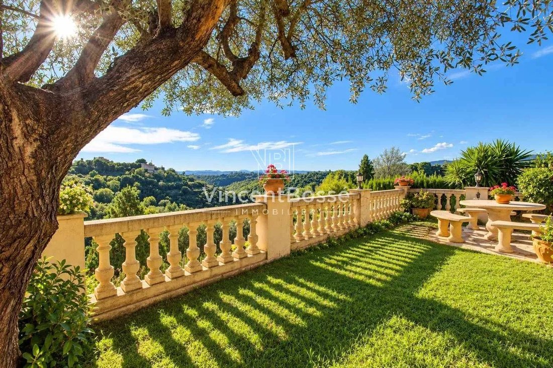Casa a Saint-Laurent-du-Var, Provenza-Alpi-Costa Azzurra, Francia 1 - 16811511