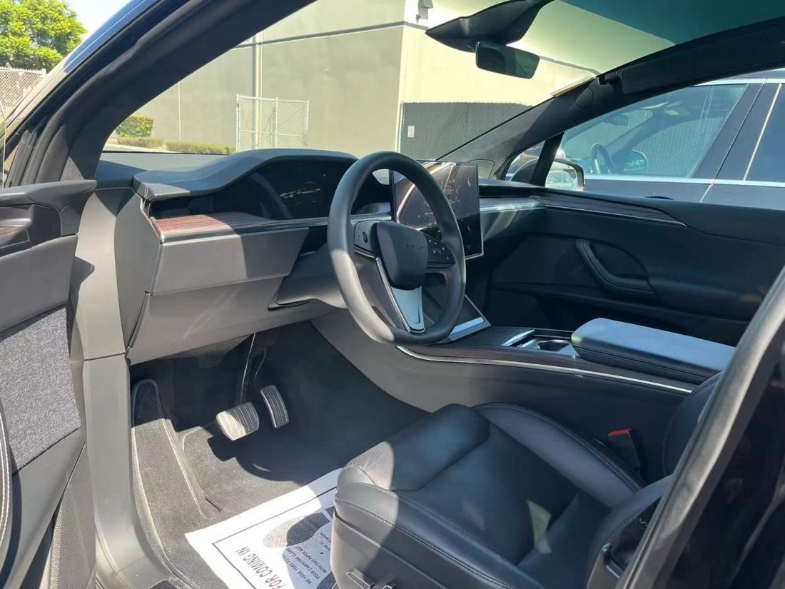 Suv in Costa Mesa, CA, United States 3 - 19019004
