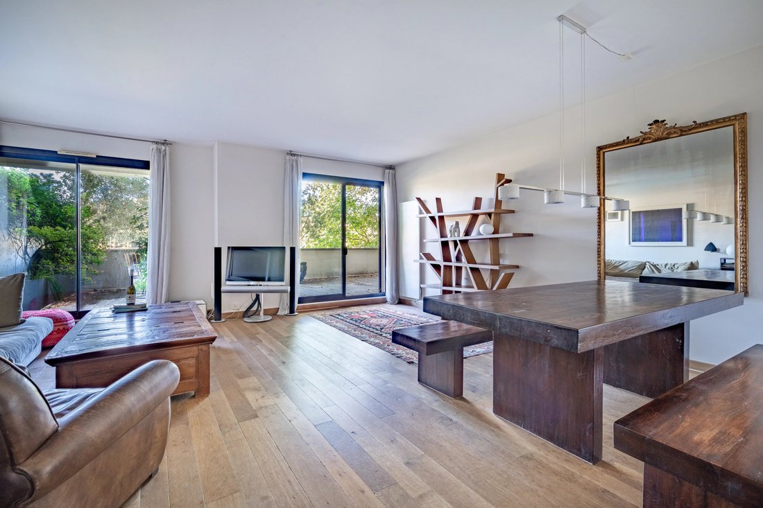 Apartment in Ile de la Jatte - Parc d'Orléans, Neuilly-sur-Seine, France 1 - 19018592