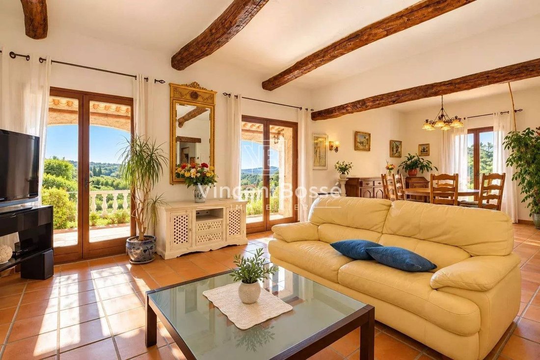 Casa a Saint-Laurent-du-Var, Provenza-Alpi-Costa Azzurra, Francia 3 - 16811511