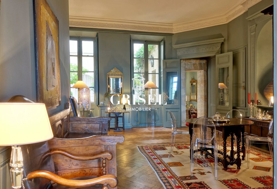 Apartment in Hôtel de Ville-Quinconce-Saint Seurin-Fondaudège, Bordeaux, France 2 - 19018785