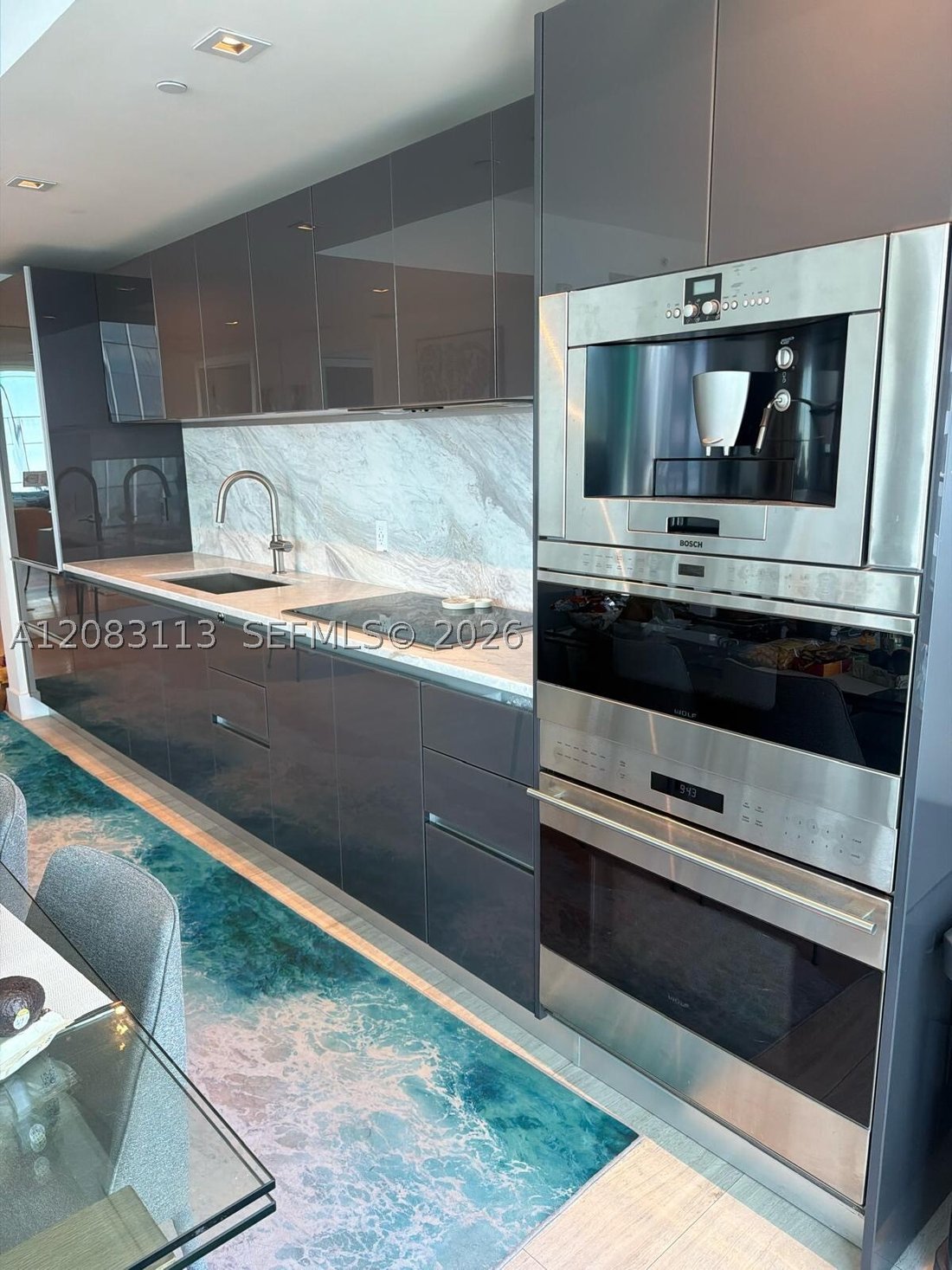 Condo in Miami, Florida, United States 3 - 19018657