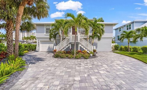 House in Fort Myers Beach, Florida, United States 1