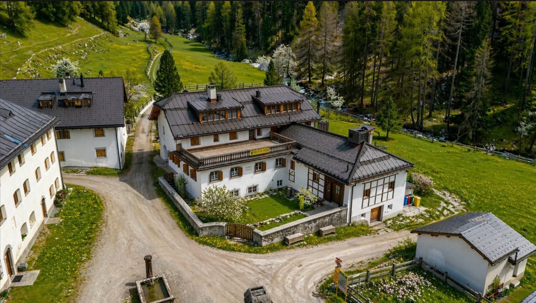 Chalet in Scuol, Grisons, Switzerland 3 - 19019365