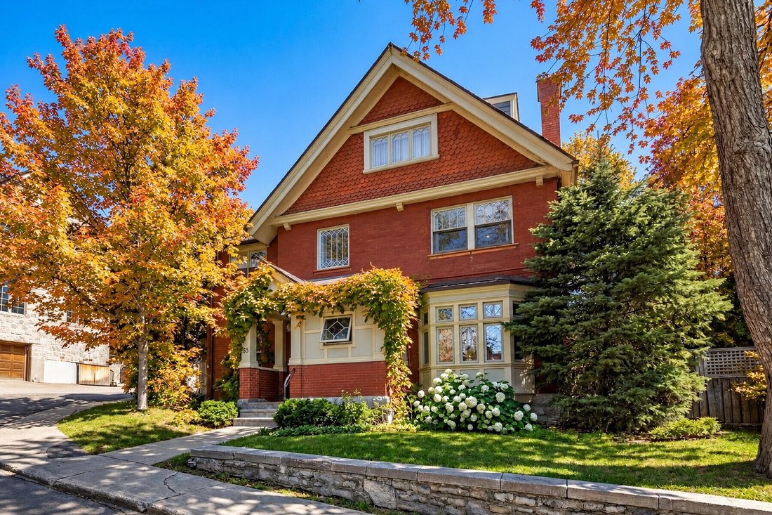 House in Westmount, Quebec, Canada 2 - 19019442