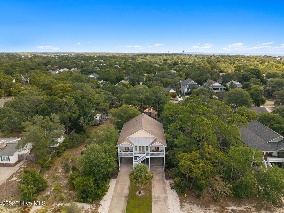 House in Oak Island, North Carolina, United States 3 - 19019432