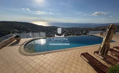 House in Saronida, Attica, Greece 1