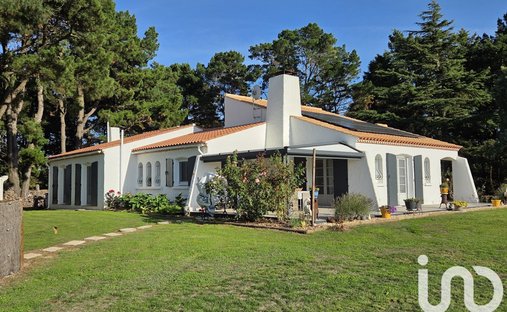 House in Soullans, Pays de la Loire, France 1