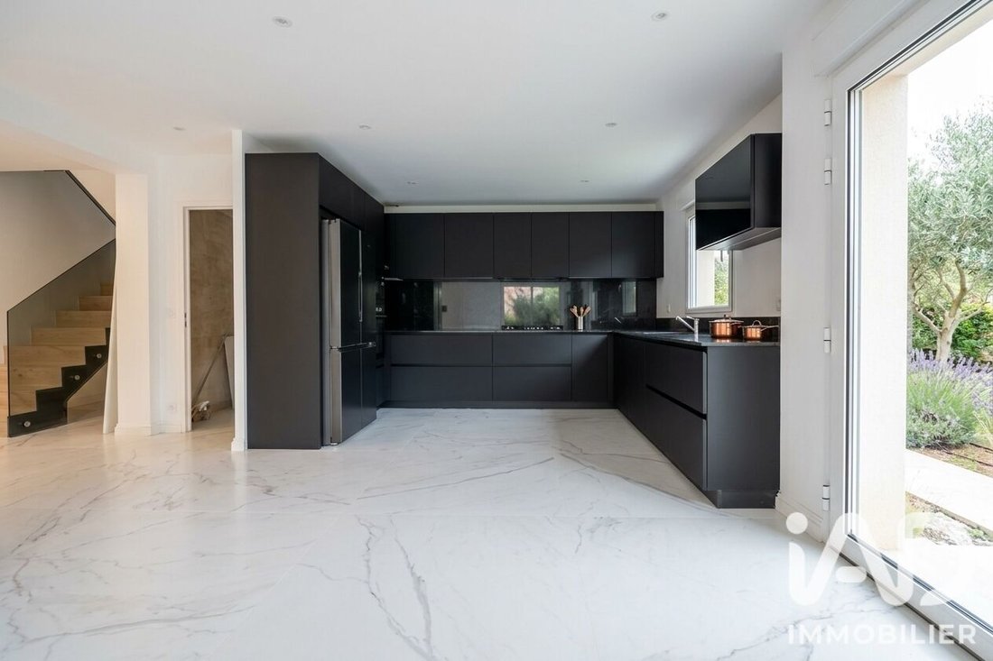 House in Centre Ville Sud Ouest, Bussy-Saint-Georges, France 4 - 19019514